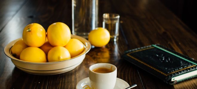 Varför är kaffe med citron användbart och skadligt?