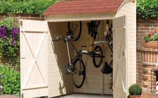 Opbevaring af en cykel om vinteren: kan den opbevares på altanen, i garagen og i skabet