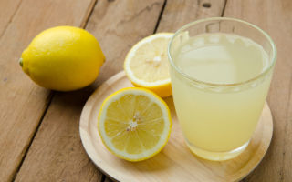 Limunov sok: koristi i šteti tijelu, učinci na jetru