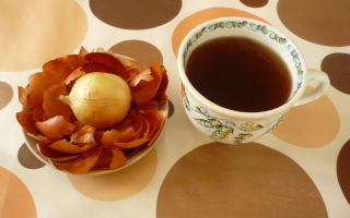 Tè alla cipolla: benefici e rischi, recensioni dei medici, ricette