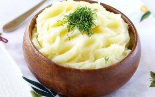 De ce sunt utile piureul de cartofi, cum să-l gătești