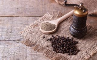Black pepper: benefits and harms