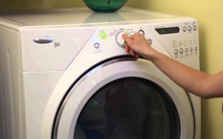 Cara mencuci jaket pada poliester pelapik: di mesin basuh dan dengan tangan, peraturan pengeringan