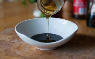 Miksi hunaja muumion kanssa on hyödyllistä, sovellus ja reseptit